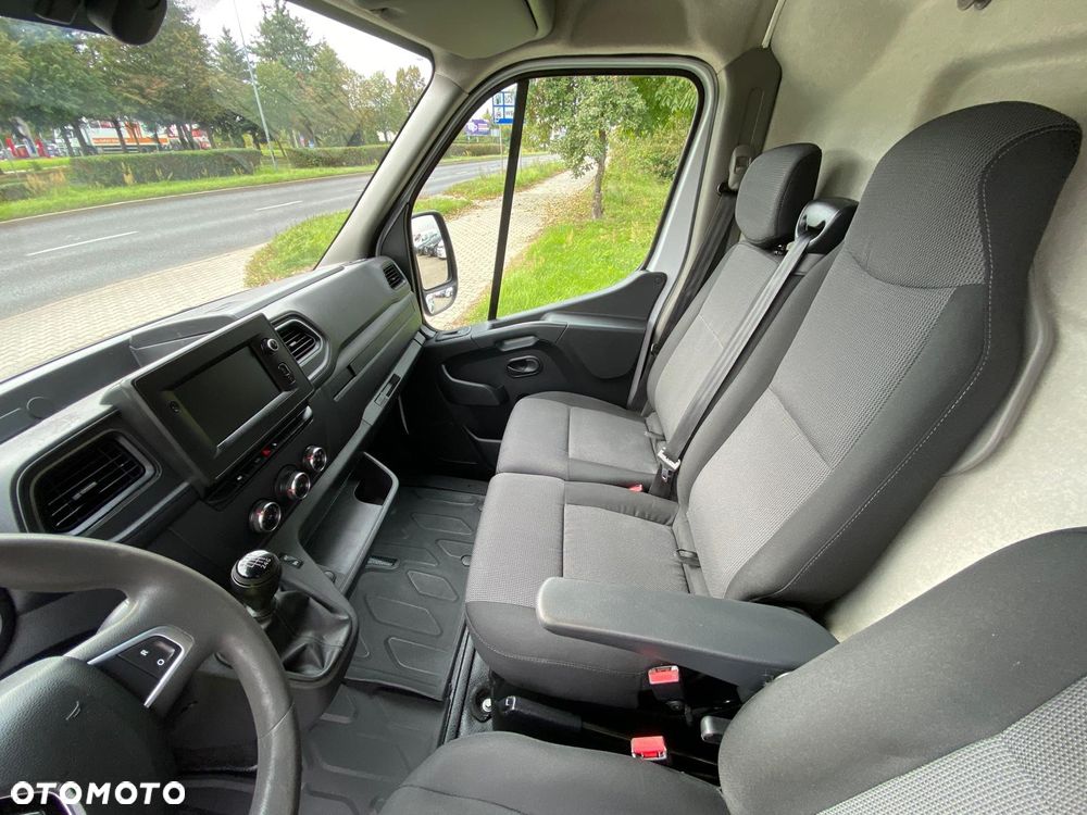 Renault MASTER 2,3 DCI 136 KM L2H2 ŚREDNIAK serwis ASO Renault - 31
