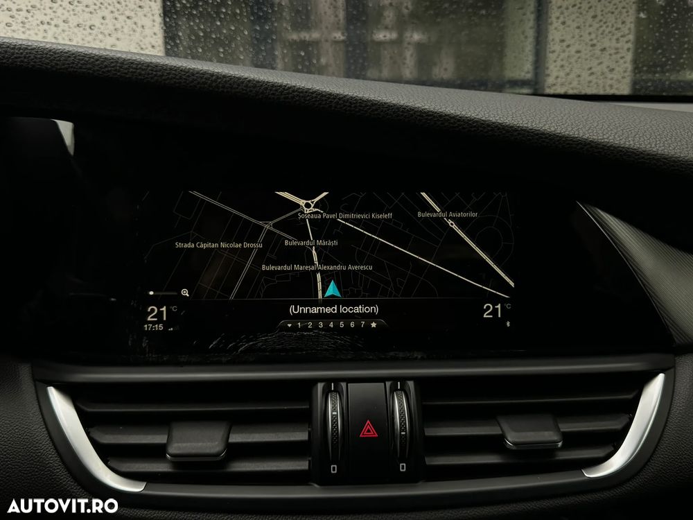 Alfa Romeo Giulia 2.0 Turbo AWD AT8 Veloce - 29