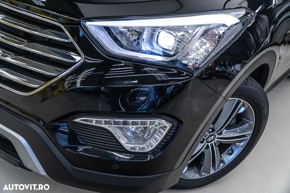 Hyundai Santa Fe 2.2 CRDi 4WD Automatik Premium - 36