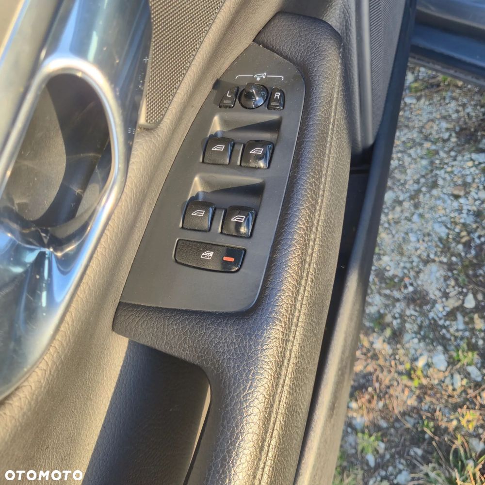 Volvo V90 D3 Momentum - 11