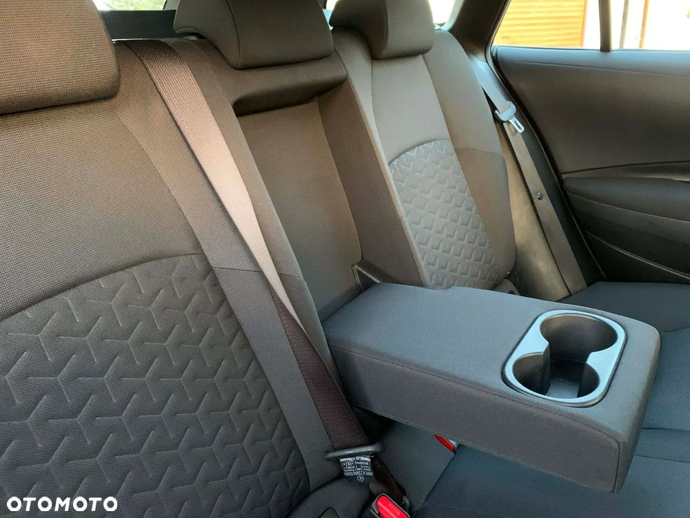 Toyota Corolla 1.8 Hybrid Comfort - 29