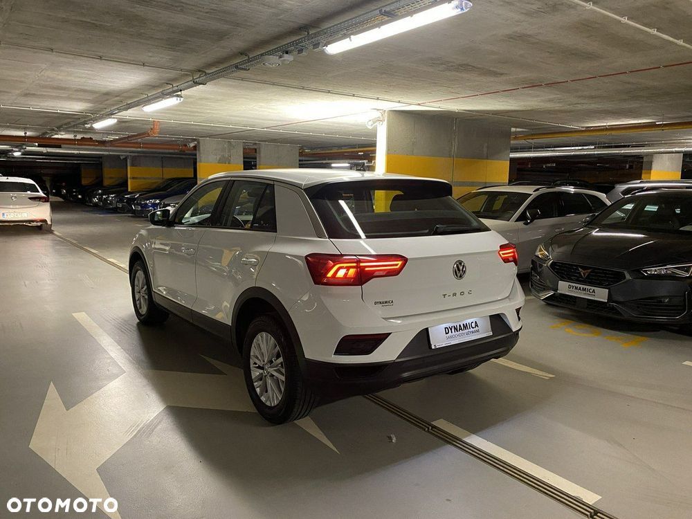 Volkswagen T-Roc - 4