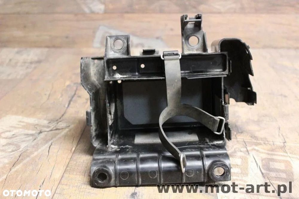 SKRZYNKA AKUMULATORA PLASTIK XVS950 MIDNIGHT STAR - 7