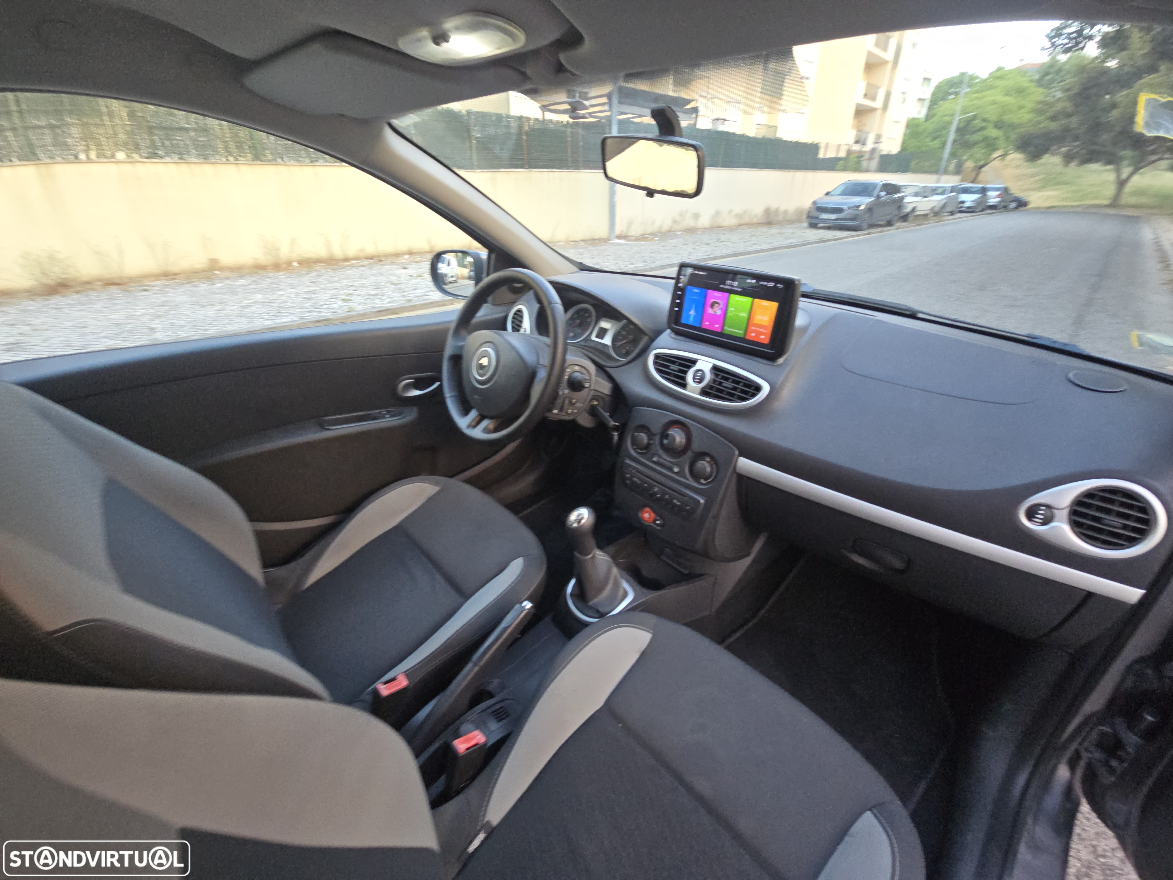 Renault Clio 1.2 16V GT - 14