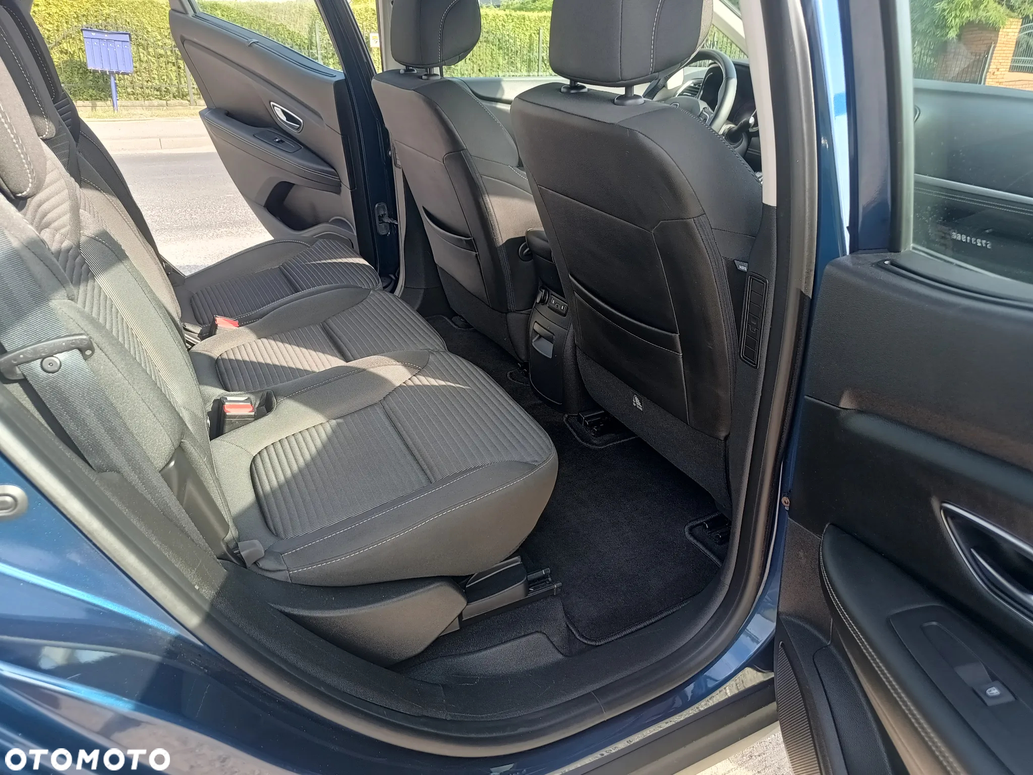 Renault Scenic - 12