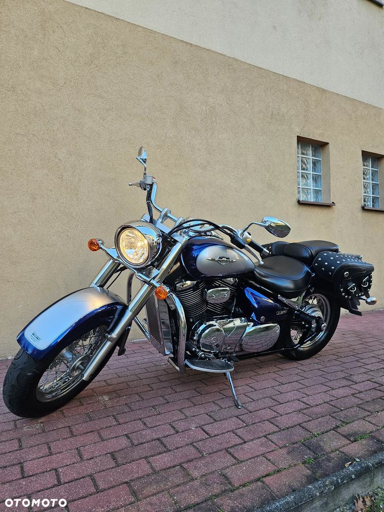 Suzuki Intruder - 6