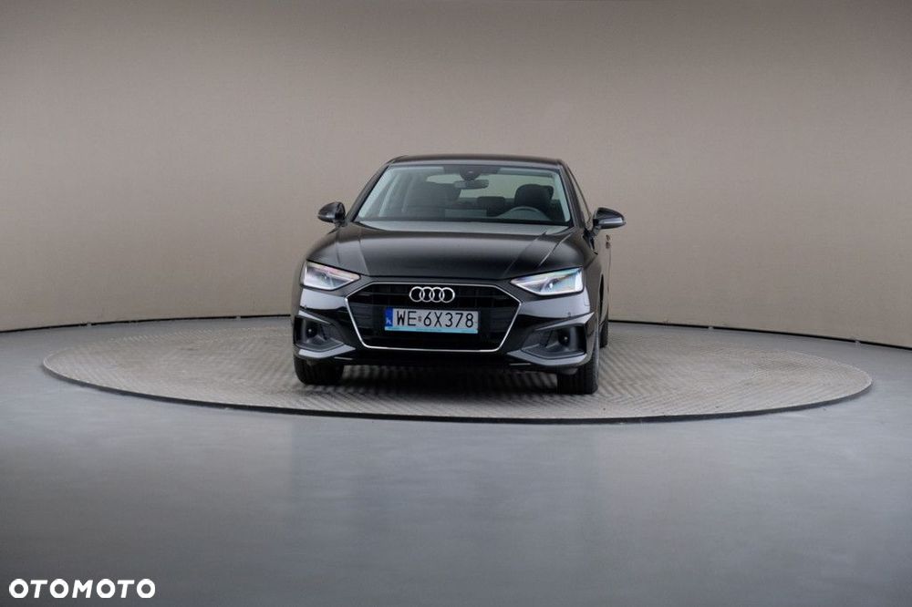 Audi A4 Limousine - 3