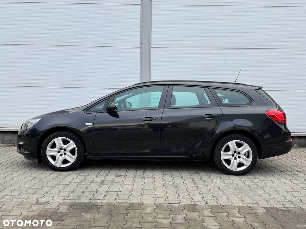 Opel Astra 1.4 Turbo Edition Sport - 2