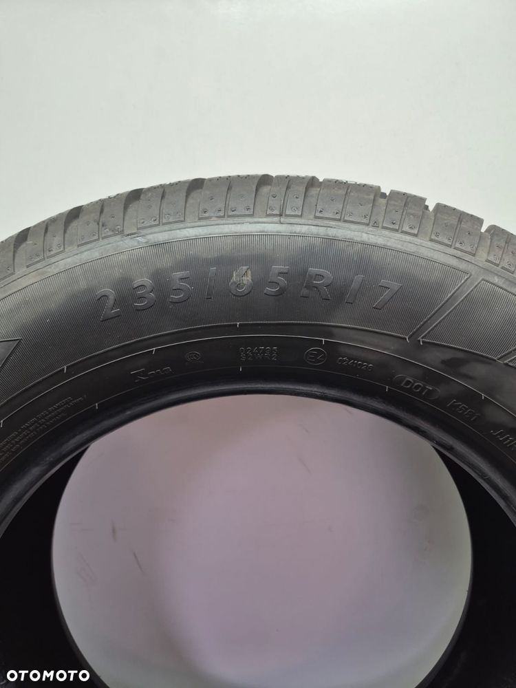 Opony zimowe 235 65 17 Dunlop SP Winter Sport 3D - 6