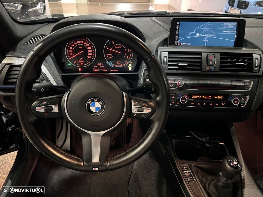 BMW 120 d Pack M - 17