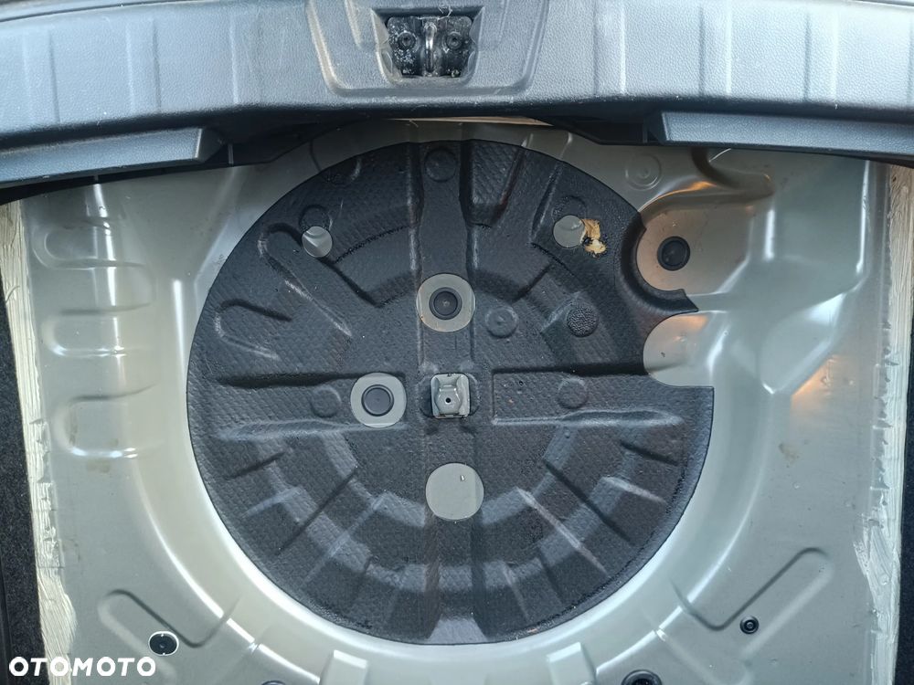 Nissan Qashqai 1.5 dCi DCT ACENTA - 10