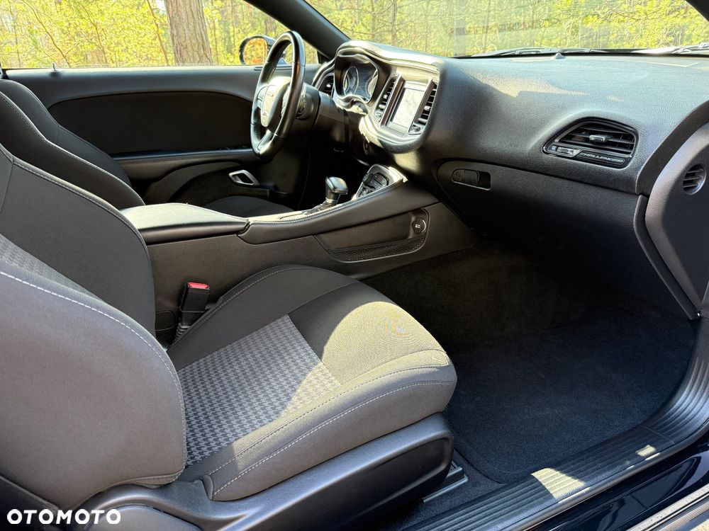 Dodge Challenger 5.7 R/T - 15