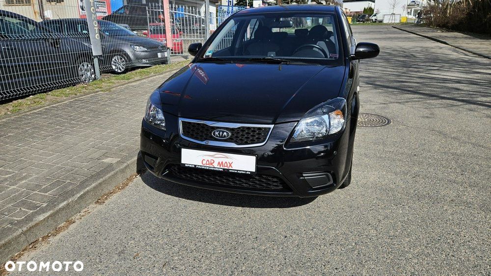 Kia Rio 1.4 Spirit - 4
