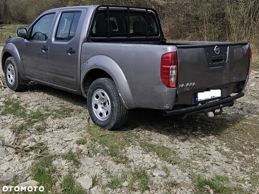 Nissan Navara 2.5 D EVO - 8