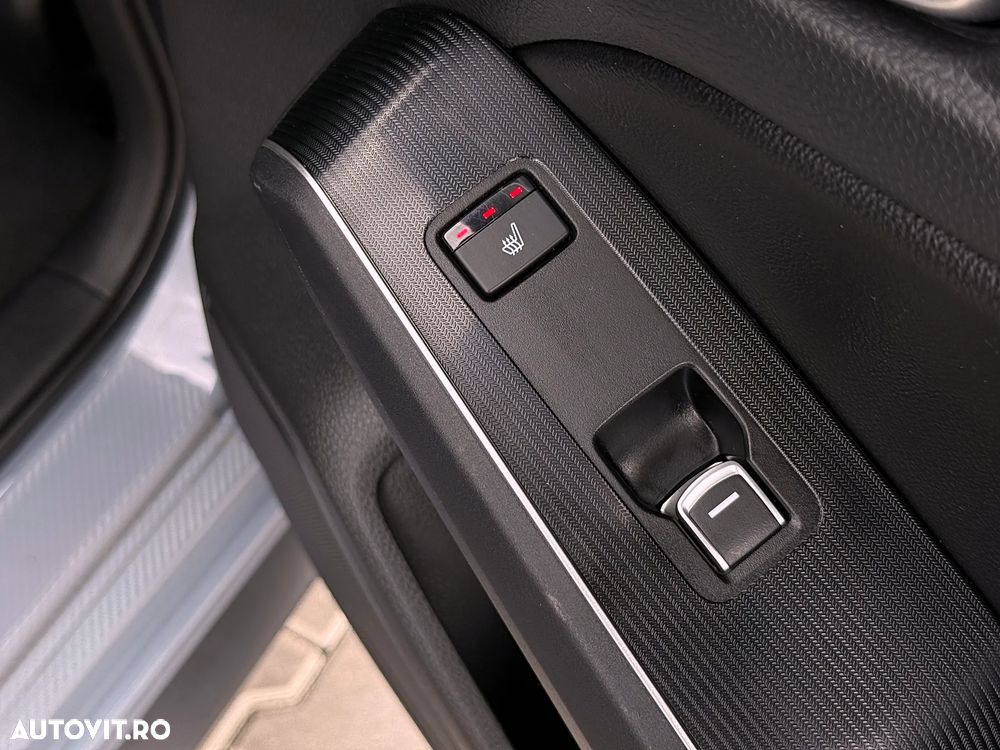 Honda Civic 1.5 i-VTEC Turbo CVT Sport - 29
