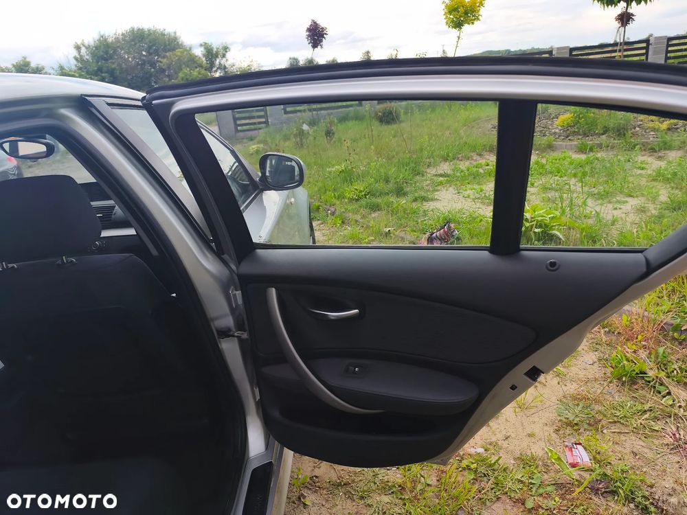 BMW Seria 1 - 18