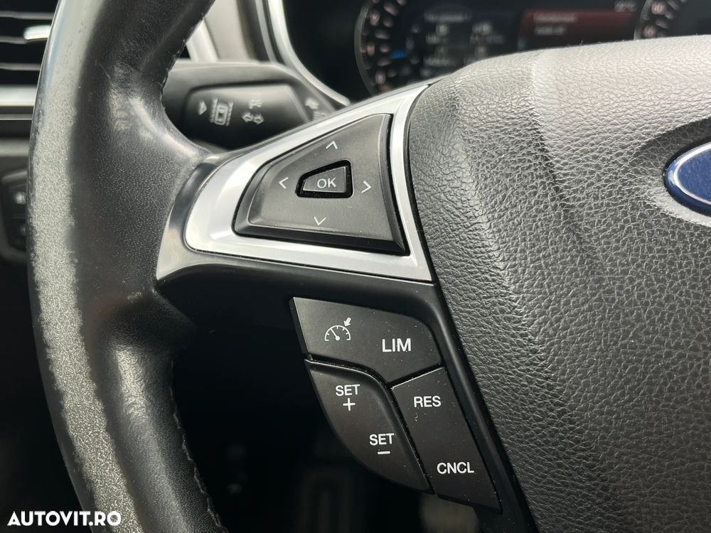 Ford Mondeo - 16