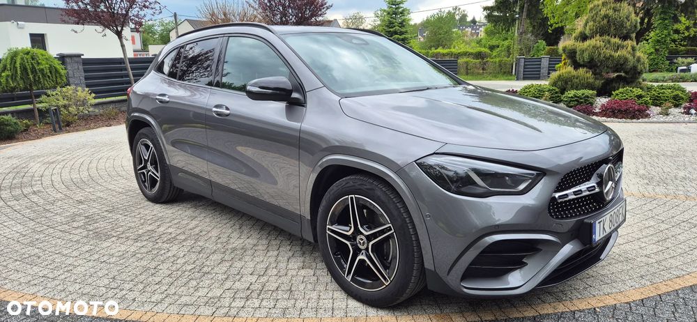 Mercedes-Benz GLA 220 d 4-Matic AMG Line - 3