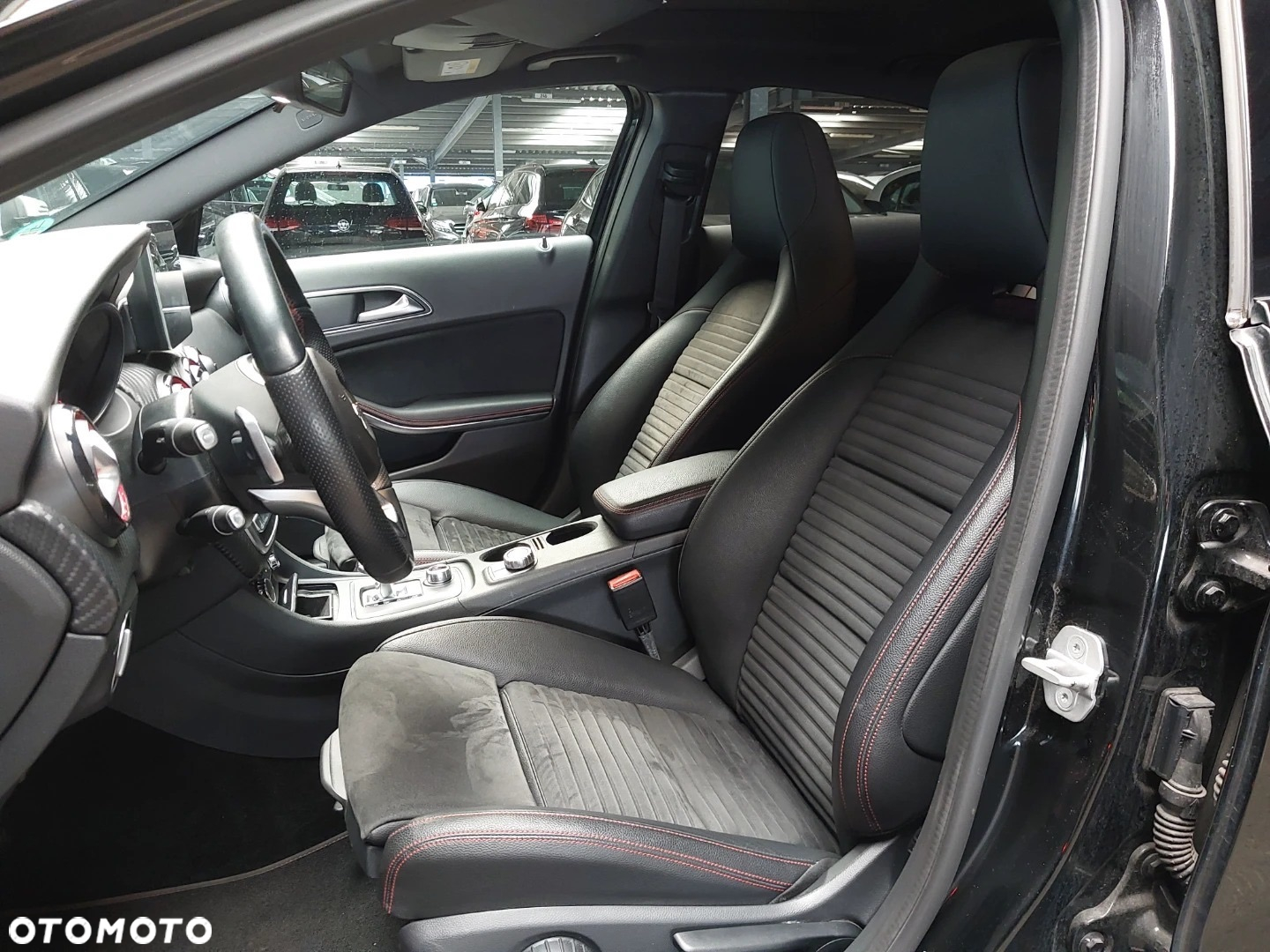Mercedes-Benz Klasa A AMG 45 4Matic AMG Speedshift 7G-DCT - 25