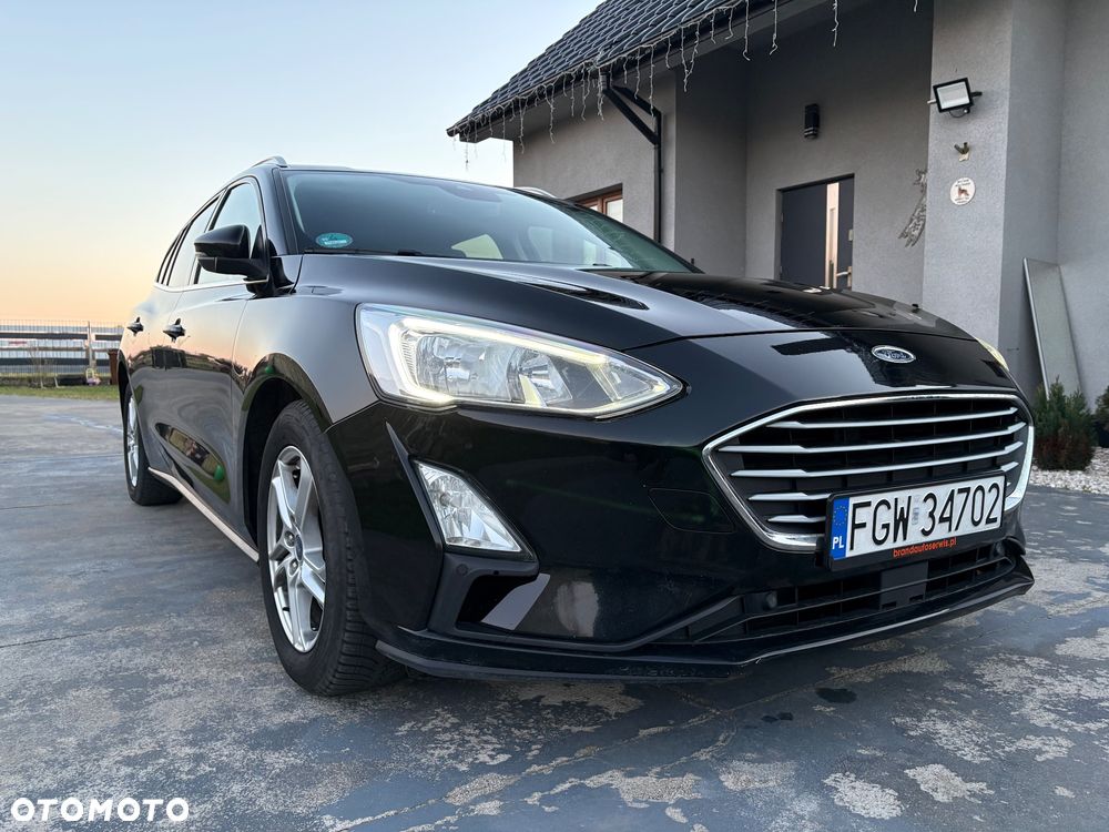 Ford Focus 1.0 EcoBoost Titanium X - 2