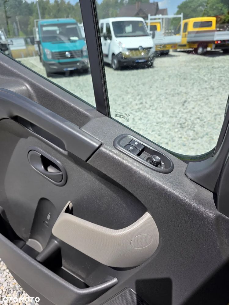 Renault MASTER 2,3 DCI 145 KONNA DOKA BRYGADÓWKA 6 OSOBOWA MAX BLASZAK L3H2 KLIMA 2 X WEBASTO KAMERA NAVIGACJA 179T/KM PRZEBIEGU GWARANCJA - 15