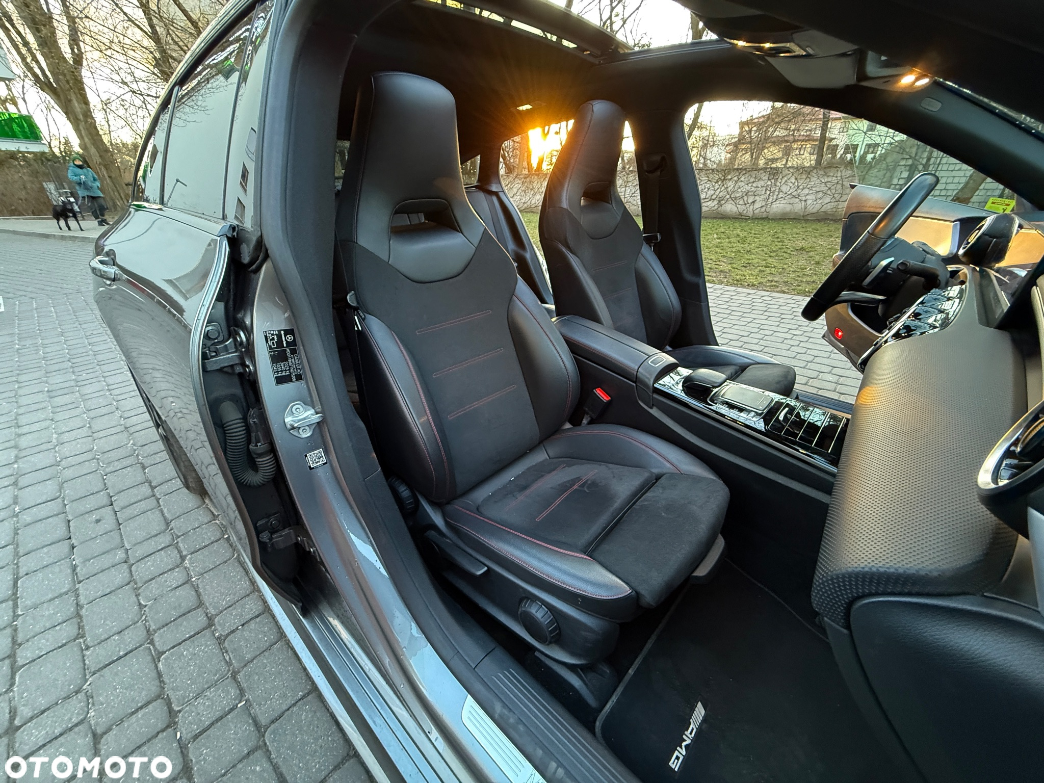 Mercedes-Benz CLA 200 Shooting Brake 7G-DCT AMG Line - 18