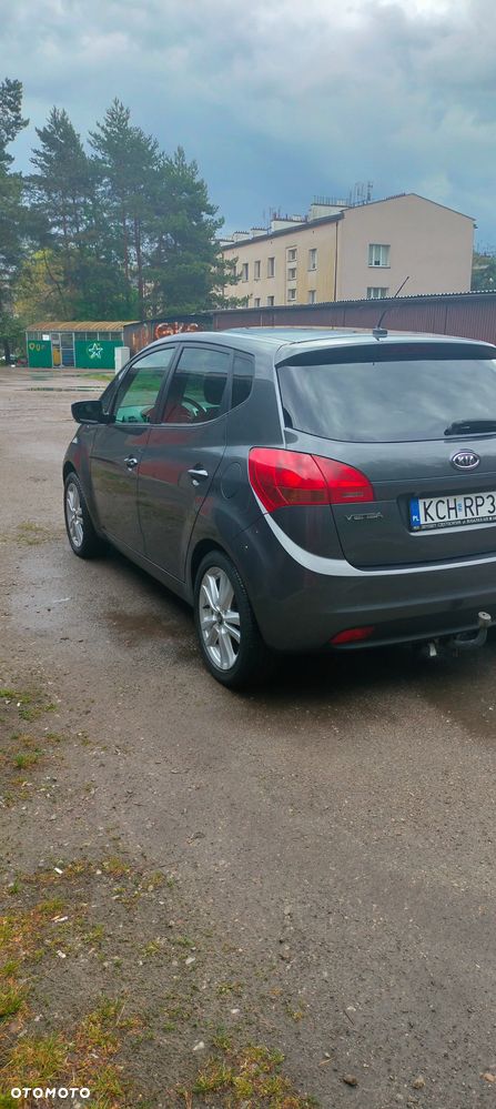 Kia Venga 1.4 CRDi M - 8