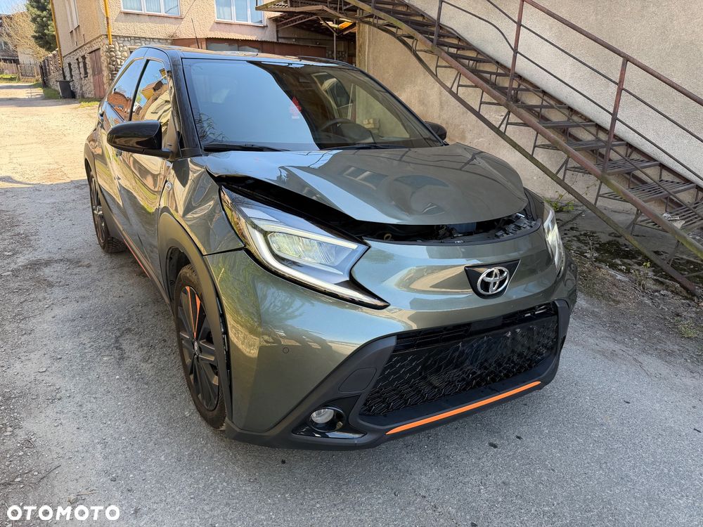 Toyota Aygo X 1.0 VVT-i JBL CVT - 1