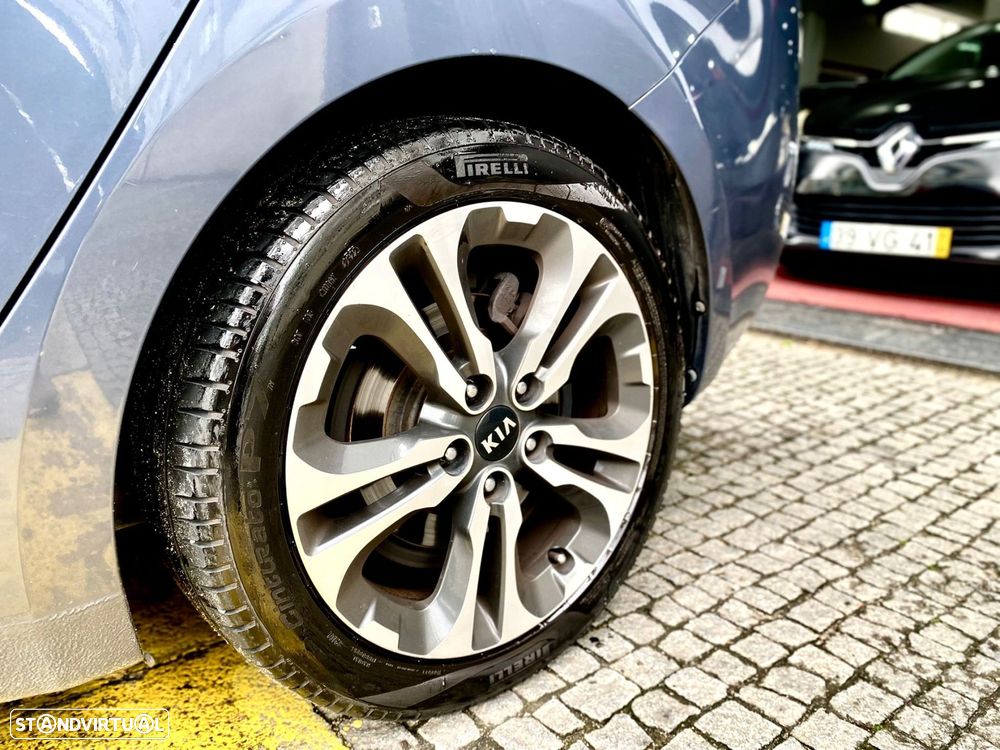 Kia Ceed SW 1.6 CRDi ECO - 11