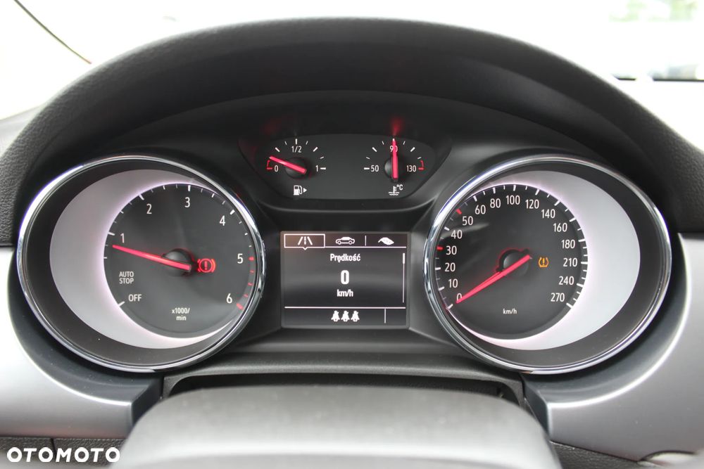 Opel Astra 1.6 D (CDTI) Dynamic - 26
