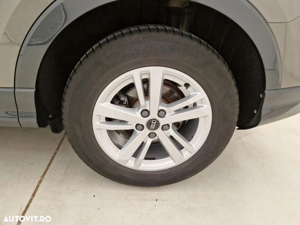 Audi Q3 Sportback 2.0 35 TDI quattro S tronic W3 Basic - 8