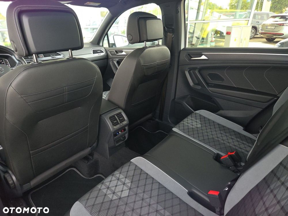 Volkswagen Tiguan Allspace 2.0 TDI 4Mot R-Line DSG - 12
