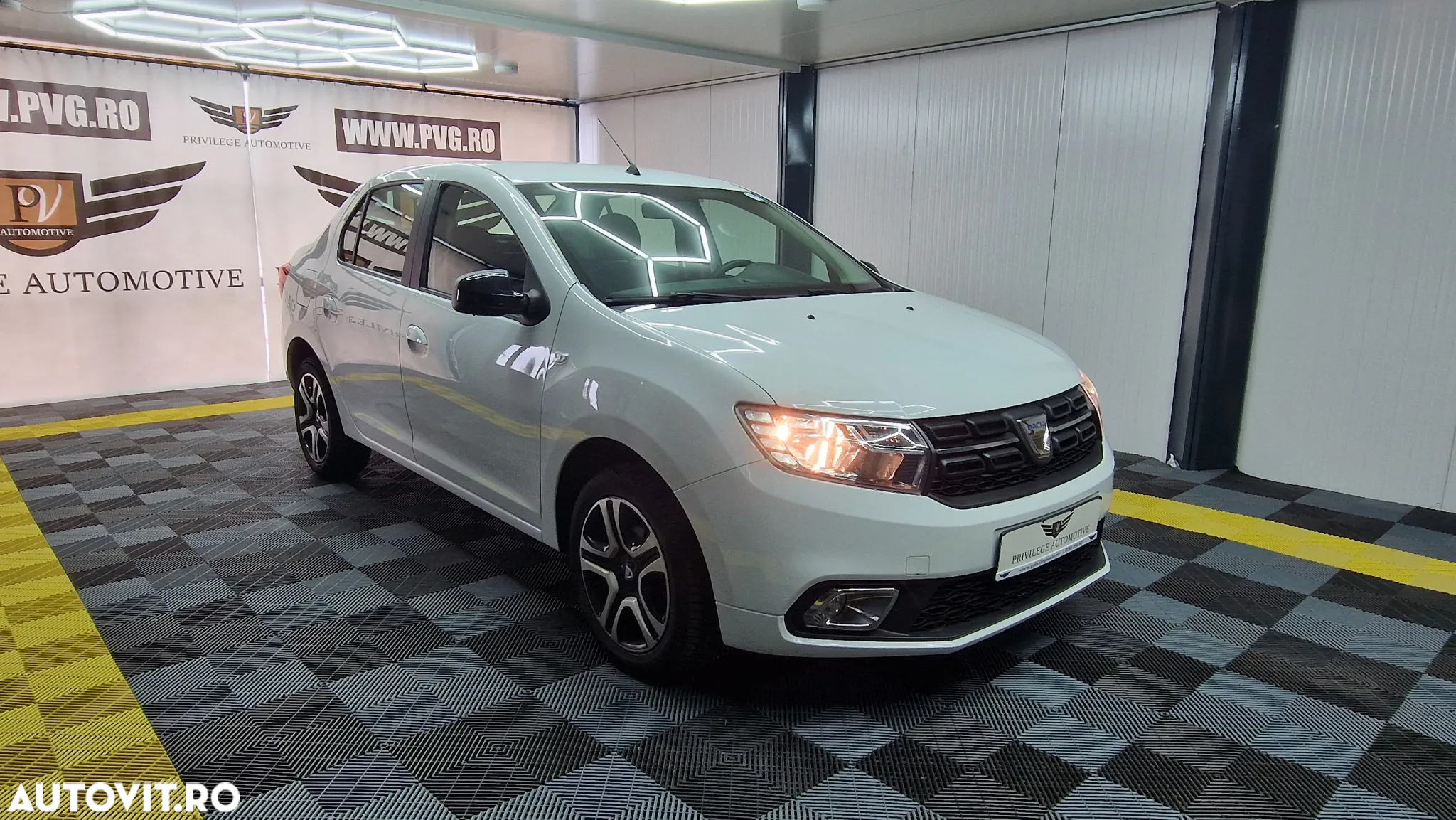 Dacia Logan 1.5 Blue dCi SL Prestige PLUS - 3