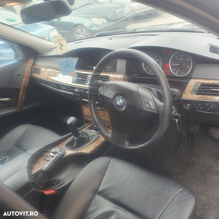 Dezmembram BMW 520 d e60 - 6