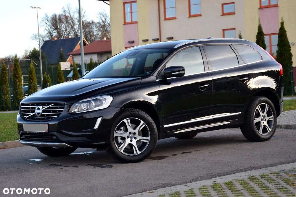 Volvo XC 60 D4 AWD Momentum - 9