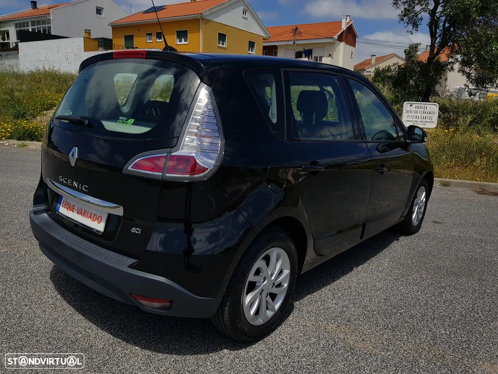 Renault Scénic 1.5 dCi Exclusive SS - 11