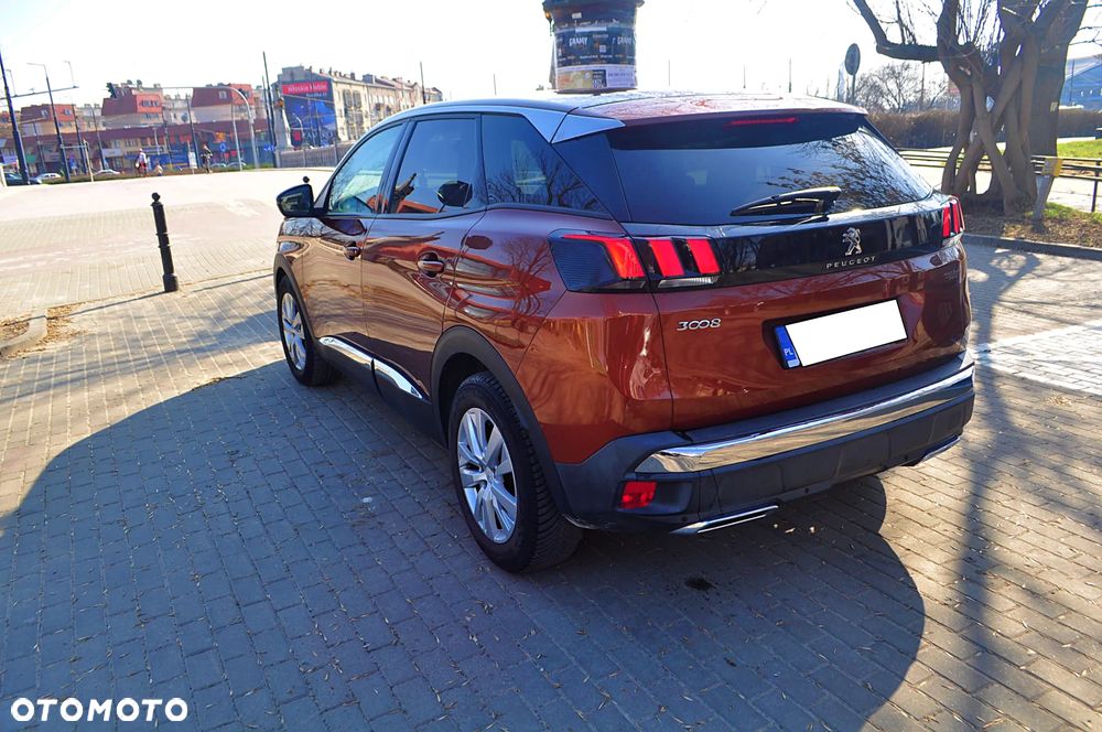 Peugeot 3008 1.6 BlueHDi Allure S&S EAT6 - 4