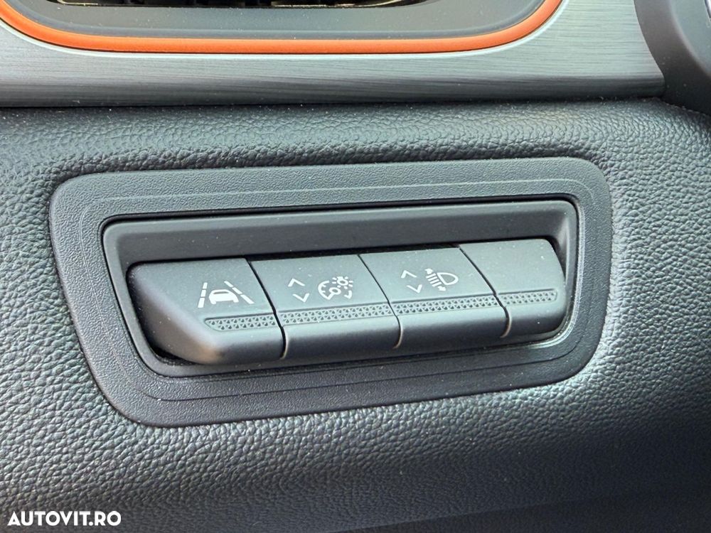 Renault Captur - 23