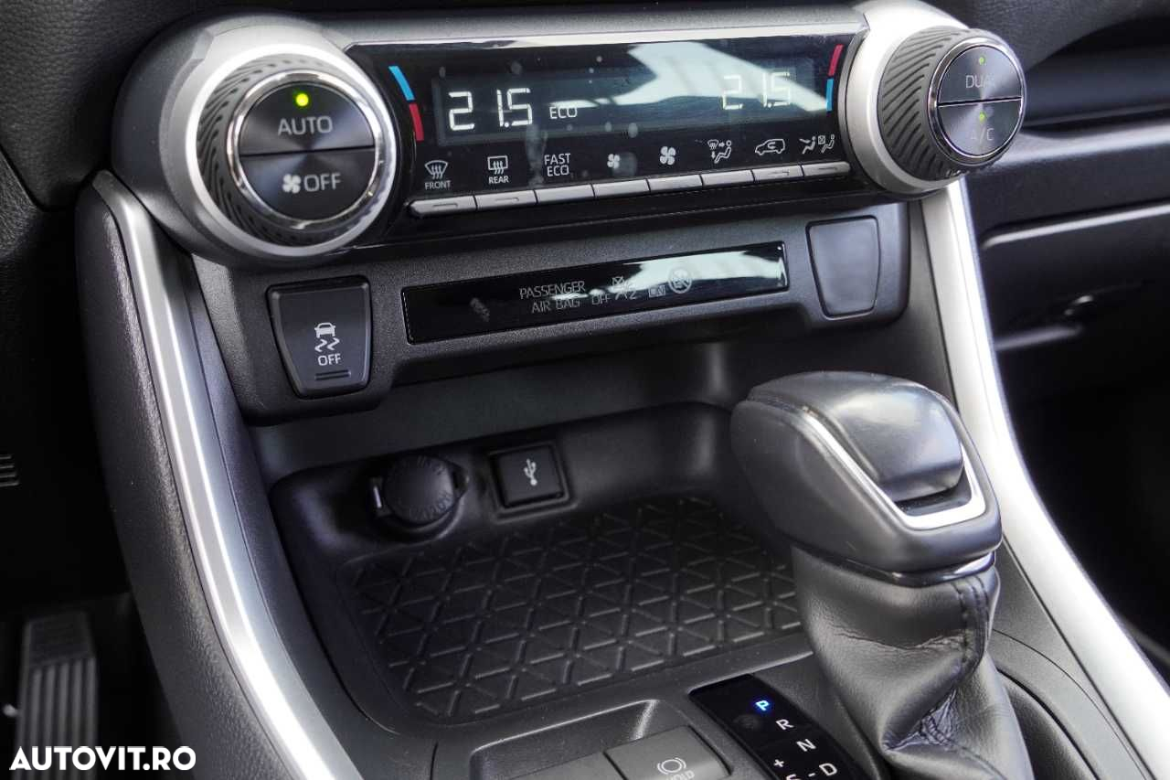 Toyota RAV4 - 16