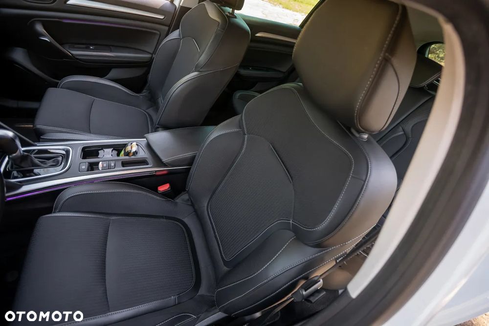 Renault Megane E-TECH 160 EQUILIBRE - 17