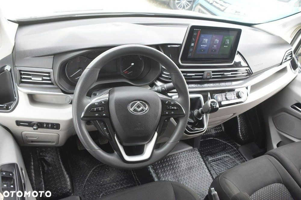 Maxus DELIVER 9 - 17