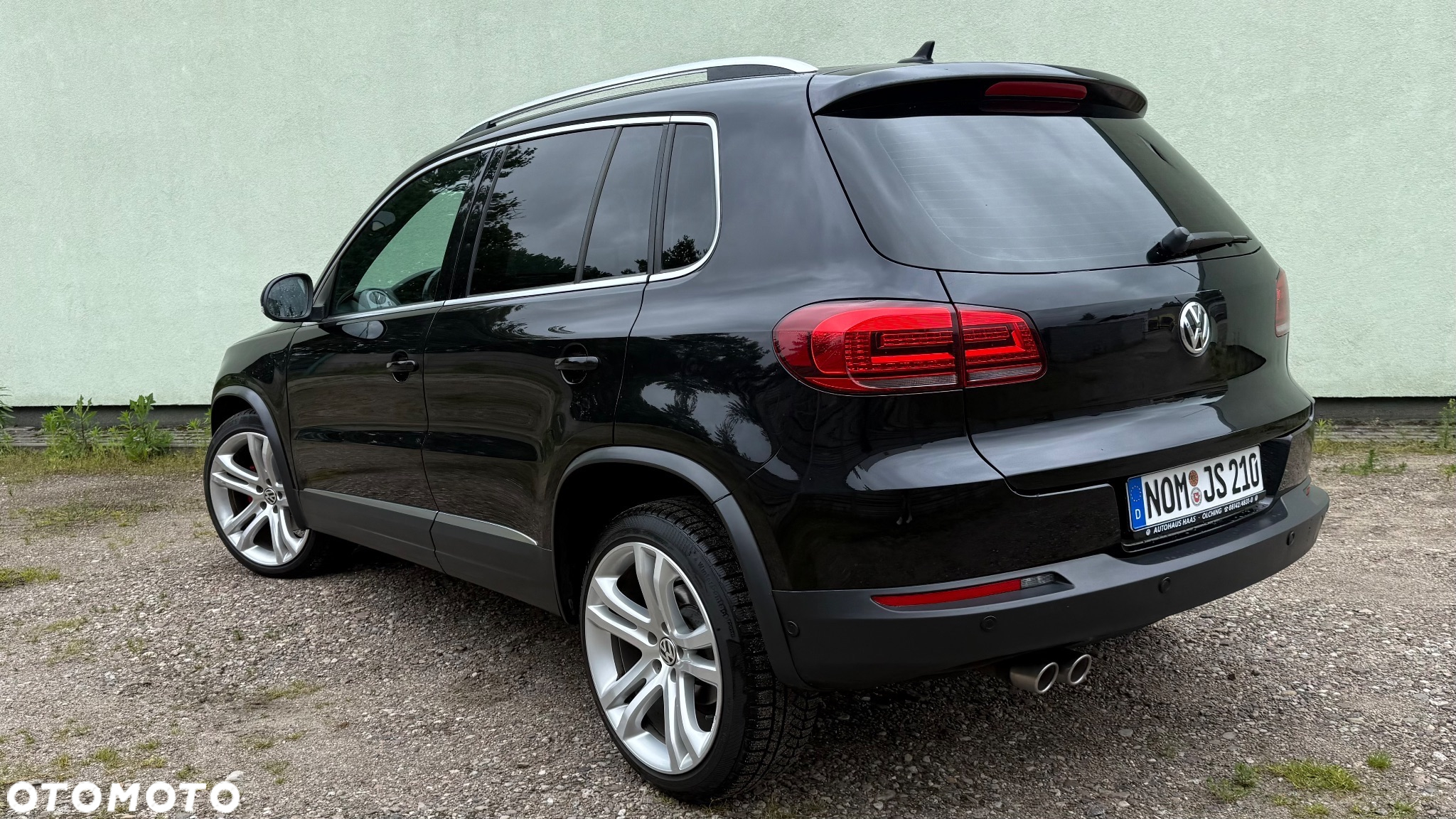 Volkswagen Tiguan 2.0 TDI 4Mot Perfectline R-Style - 10