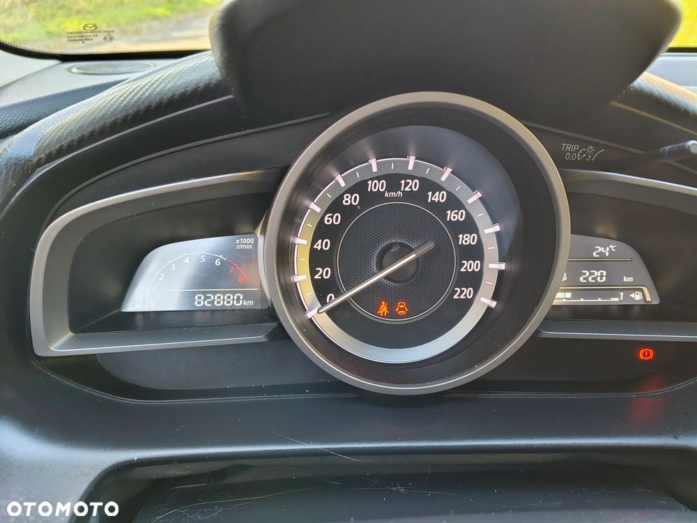 Mazda 2 - 25