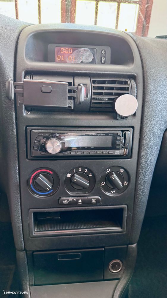 Opel Astra - 11