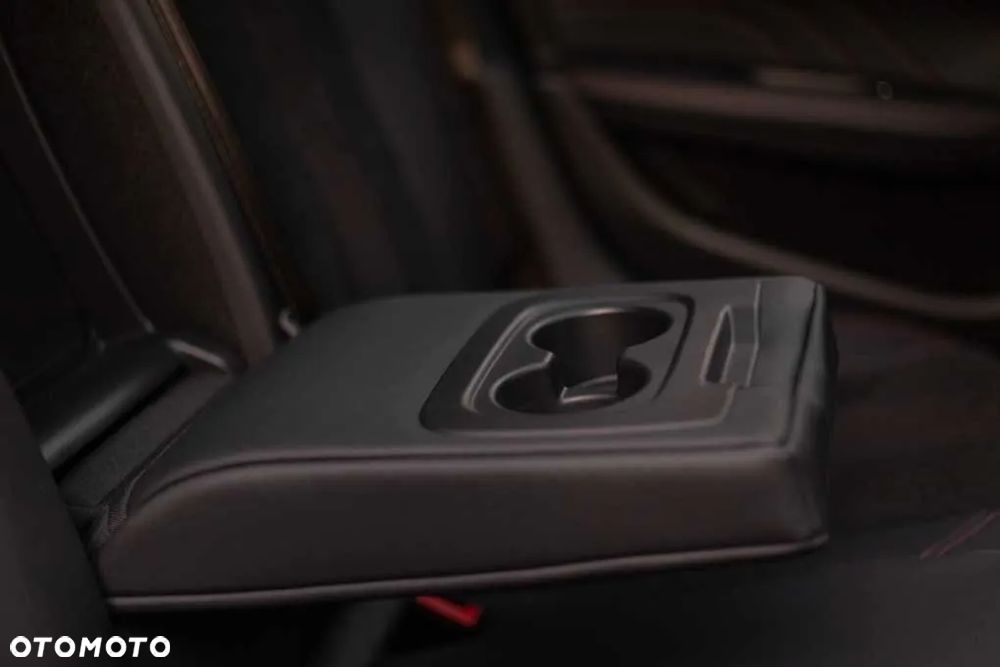 Peugeot 308 BlueHDi FAP 180 EAT8 Stop & Start GT - 36