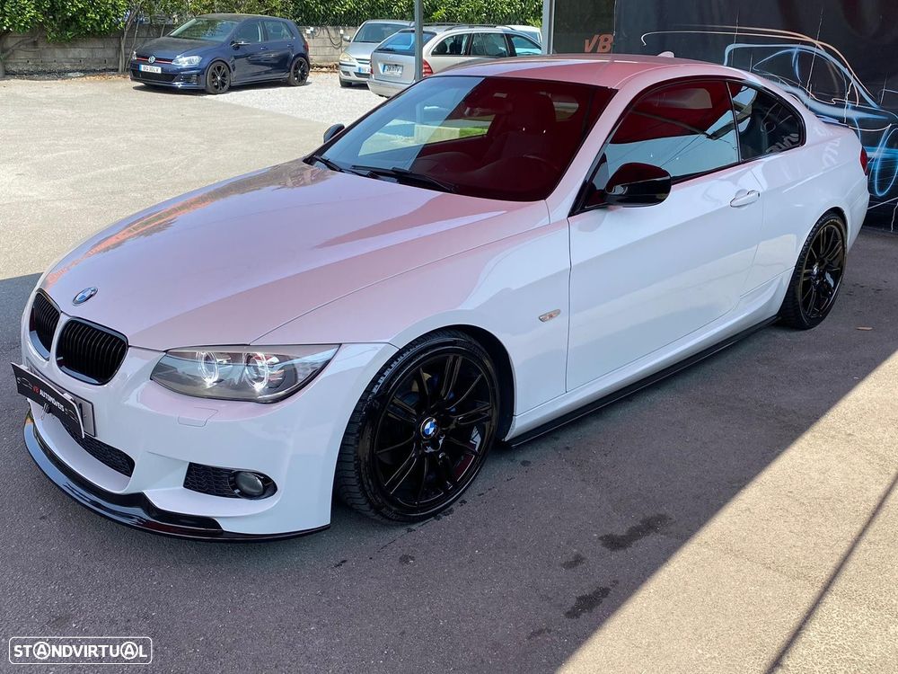 BMW 320 d Pack M - 4