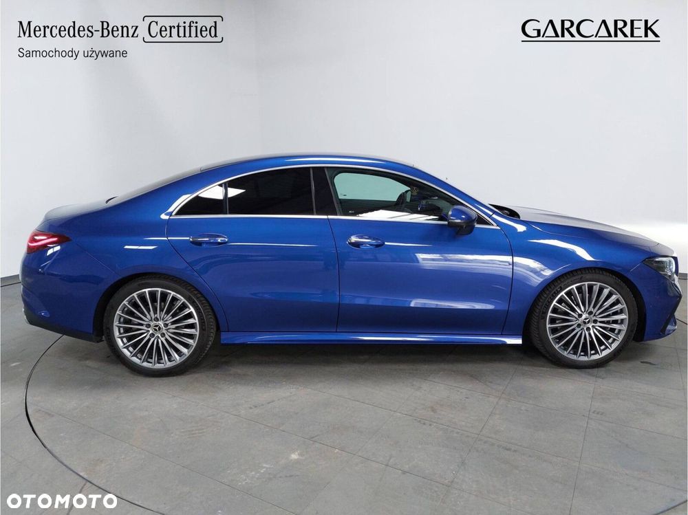 Mercedes-Benz CLA 220 4-Matic AMG Line 7G-DCT - 10