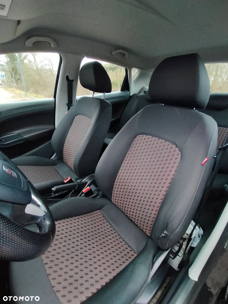 Seat Ibiza 1.4 16V Style - 12