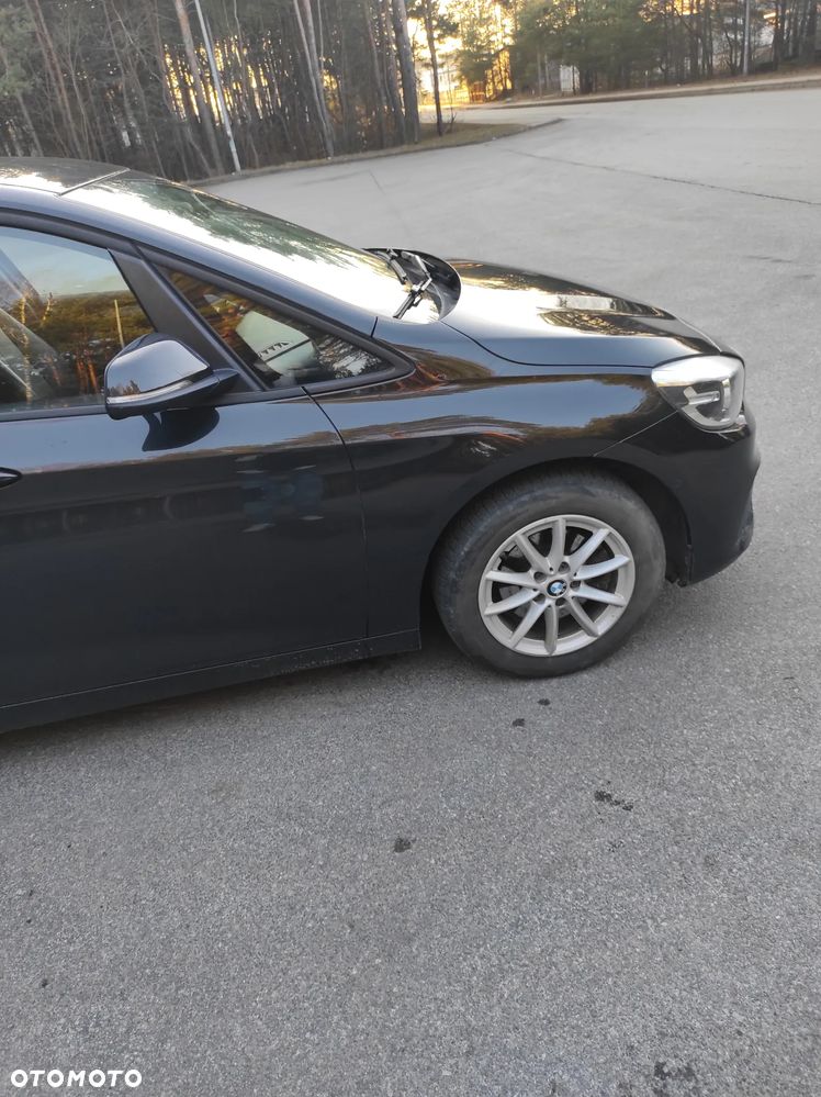 BMW Seria 2 218d - 14