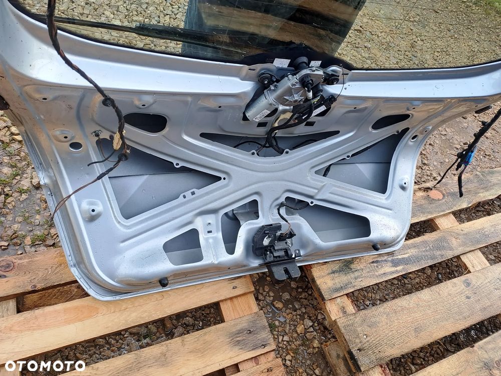 Skoda Rapid LIFTBACK kompletna klapa bagażnika drzwi zderzak kod lakieru 9156 LA7W - 12